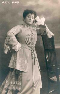 Mari Jaszai