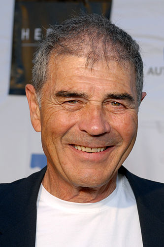 Robert Wallace Forster
