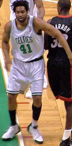 Michael Olowokandi