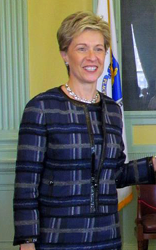 Suzanne Bump