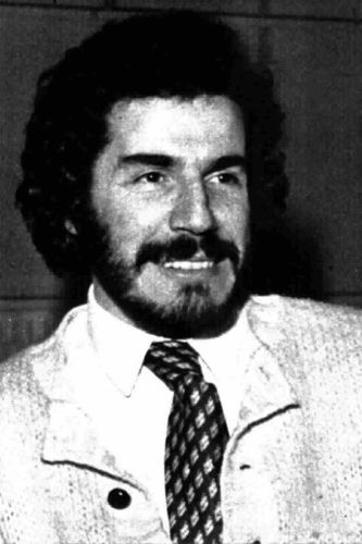 Stefano Flores
