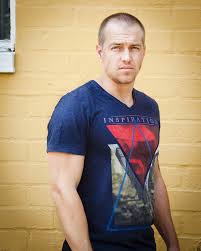 husband: Loyd Bateman
