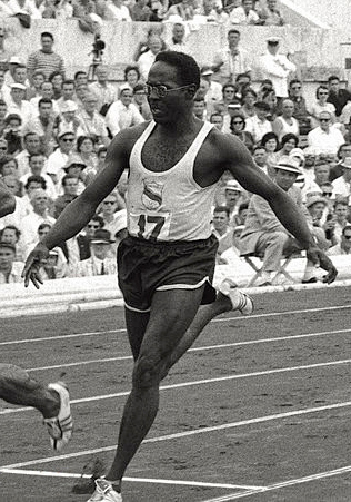 Clive Bonas