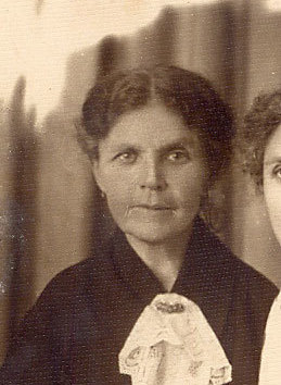 Mother: Maria Florianovna Tychina