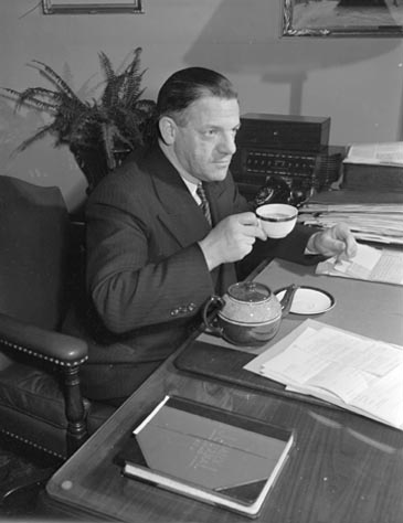 Robert Saunders