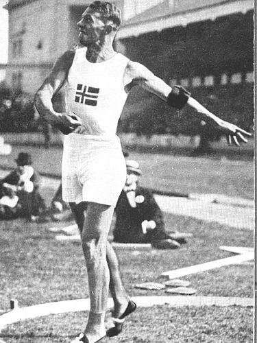 Helge Lovland