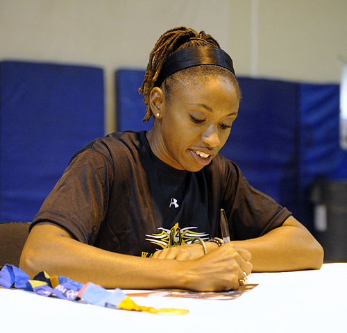 Moushaumi Robinson
