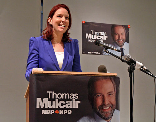 Jennifer Hollett
