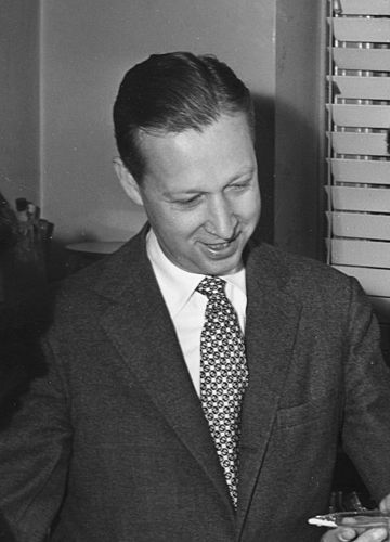 Karl August FOLKERS