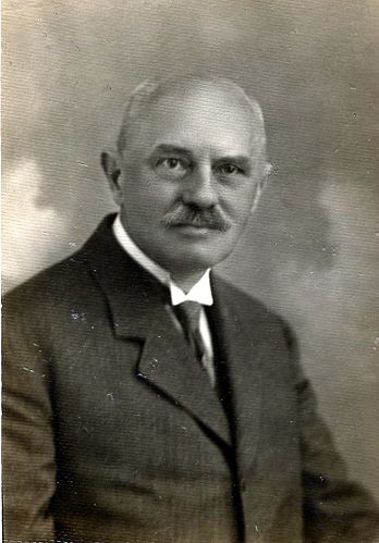 Karoly Bund