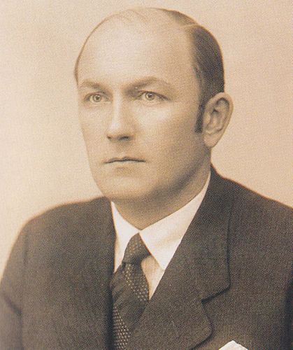 Lajos Dinnyes