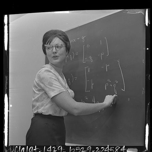 Lorraine Foster