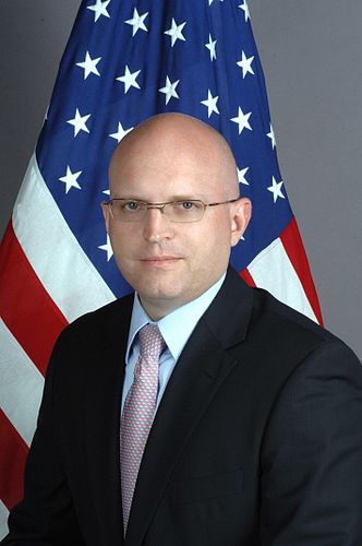 Philip Thomas