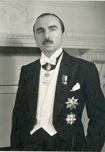 Nicholas Tchkotoua