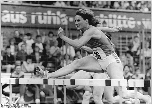Cornelia Oschkenat