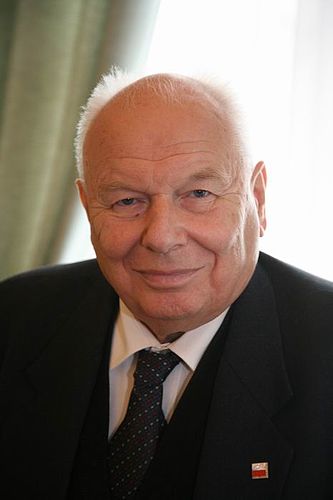 Andrzej STELMACHOWSKI