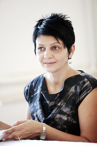 Agnes Osztolykan
