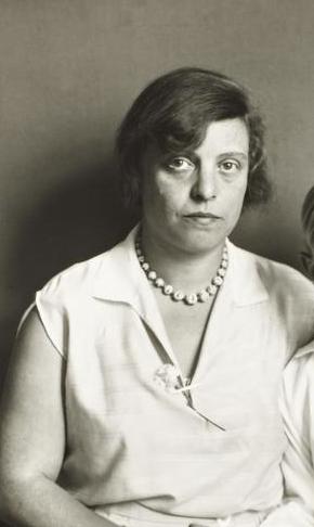ex-wife: Luise Strauss