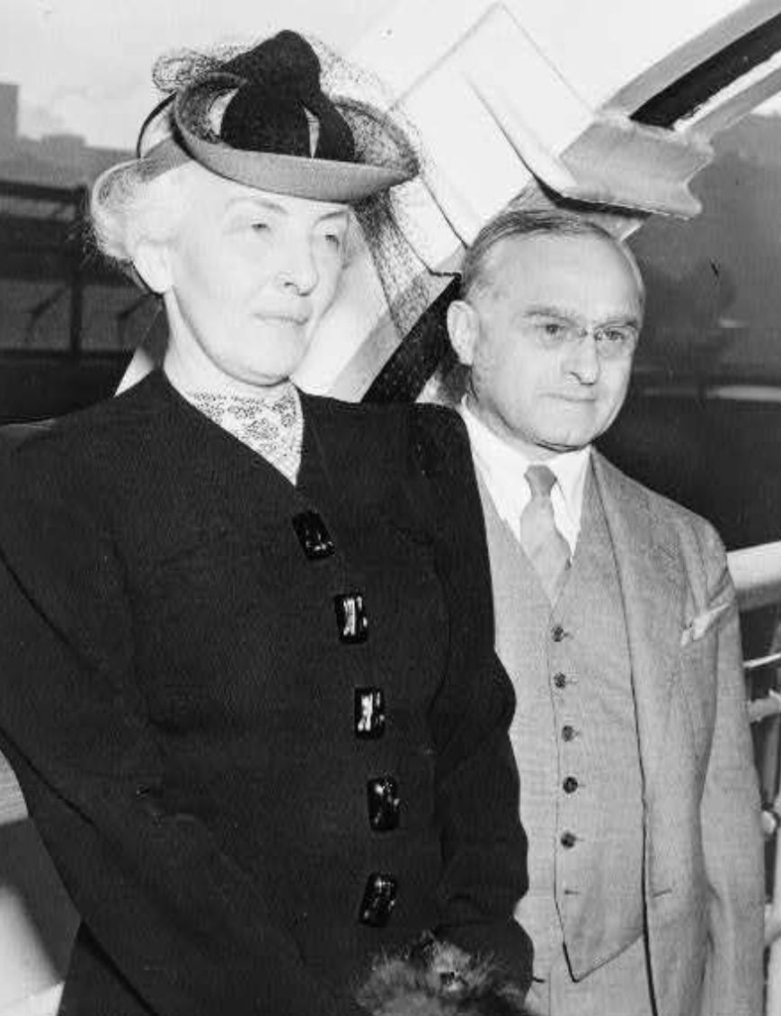Spouse: Marion Frankfurter