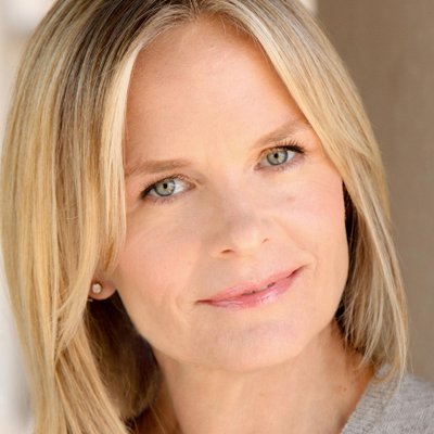 Sister: Lindsay Frost