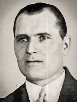 Ivan Kuvshinov