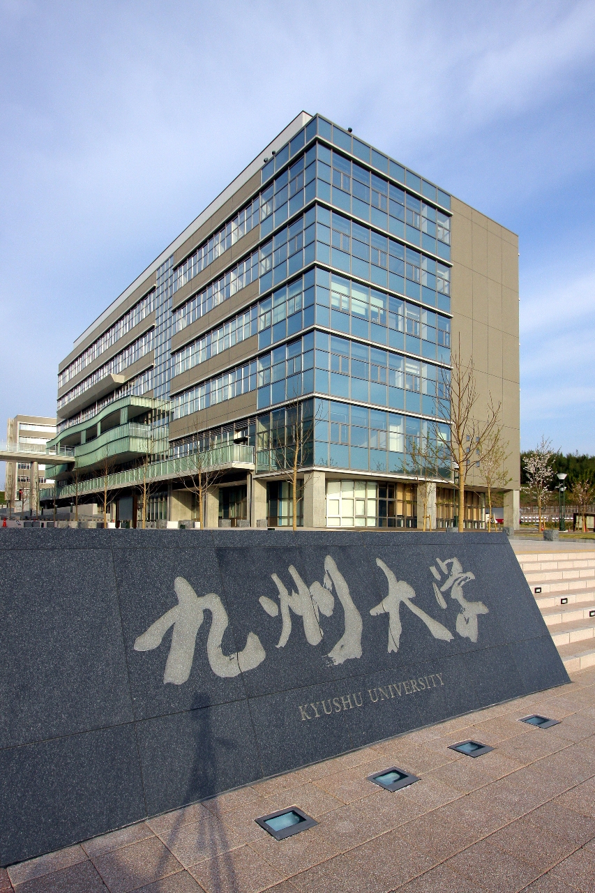 Gallery of Yoshihiro Watanabe