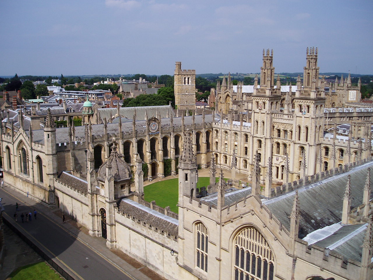 Education period of Eamon Duffy in University of Cambridge