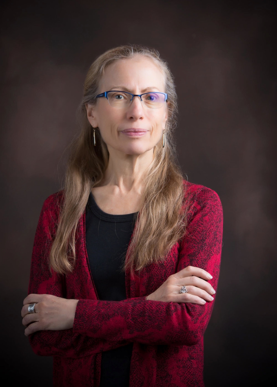 Lisa Knode Lisa Knopp (born September 4, 1956), American educator, essayist ...