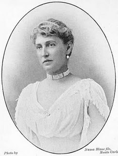 Wife: Alice Heine