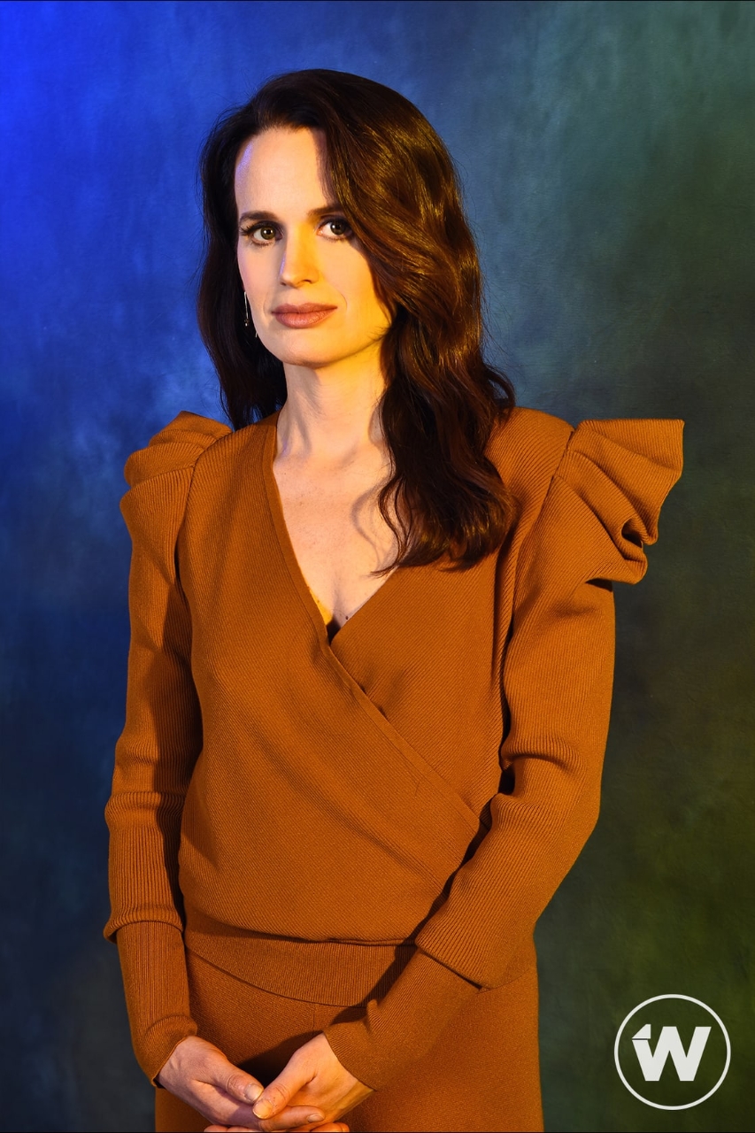 Friend: Elizabeth Reaser