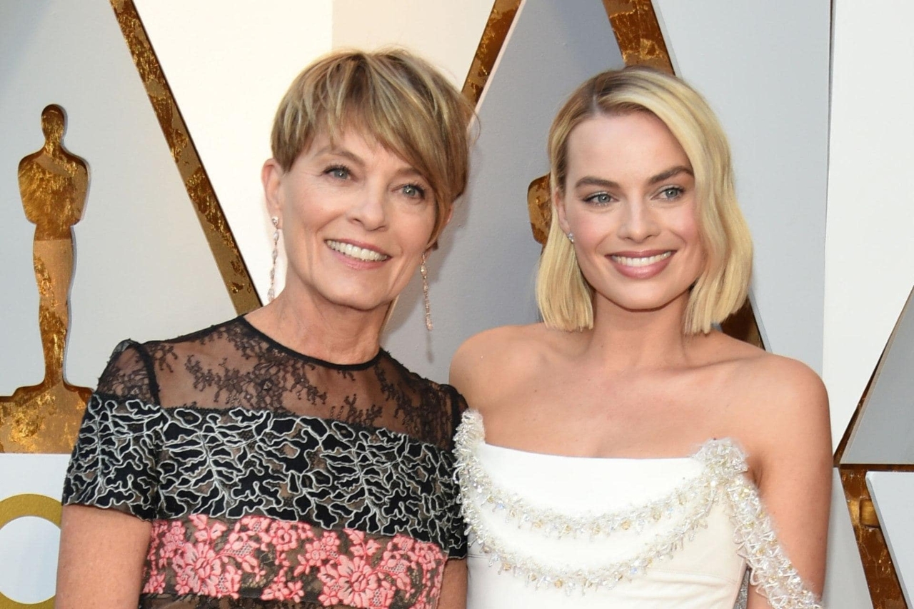 Mother: Sarie Kessler