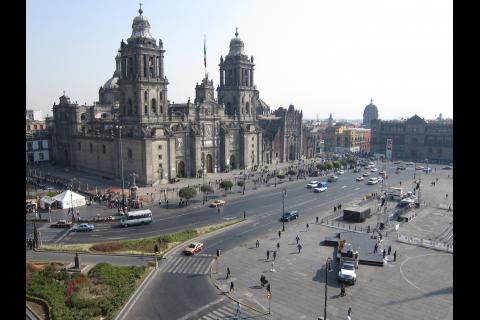 Gallery of José y Ramírez