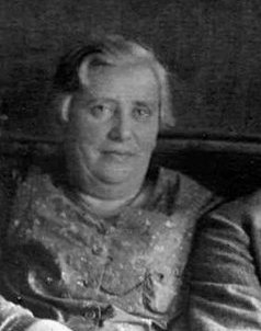 Mother: Lyubov Veniaminovna Garkavi-Landau