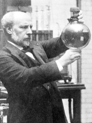 Career period of James Dewar in career