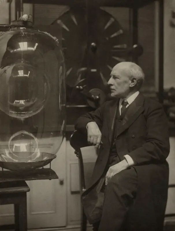Career period of James Dewar in career