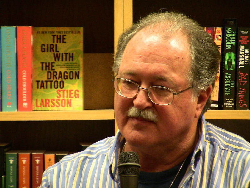 husband: Steven T. Murray