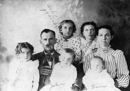 Gallery of Agnes Smedley