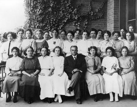 Gallery of Agnes Smedley