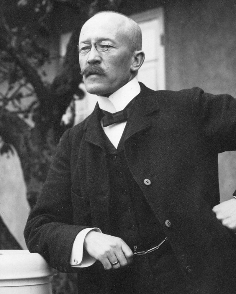 husband: Gustaf Ferdinand Boberg
