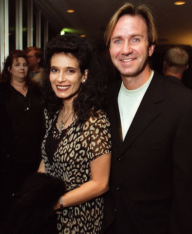 Gallery of Theresa Saldana