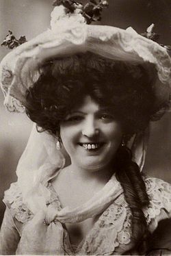 Friend: Marie Lloyd