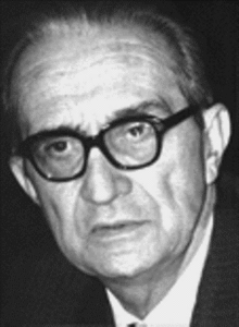 teacher: Gulio Carlo Argan
