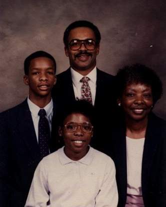 Mother: Neomia Demery