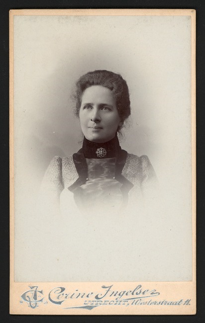 Sister: Betsij Mathilde Frederique Einthoven