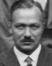 Friend: Rudolf Minkowski 