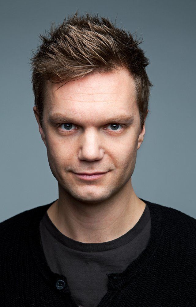 Son: Johan Hallstrom