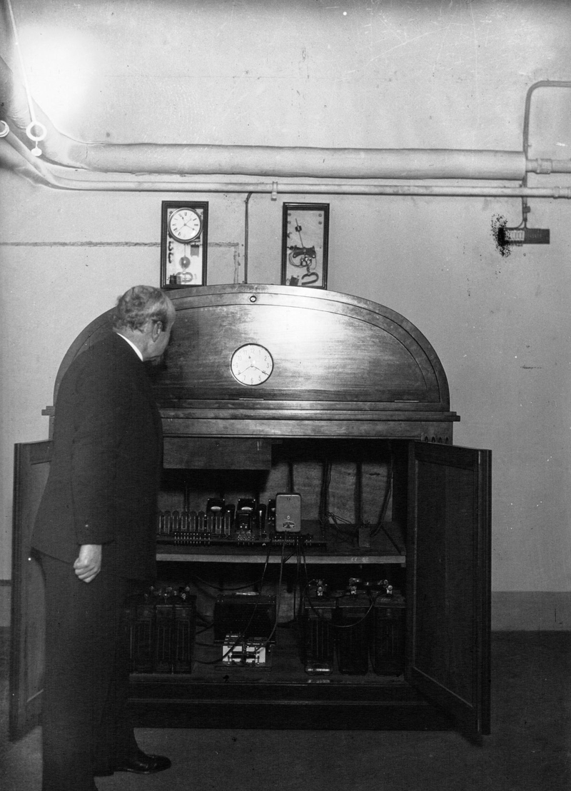 Gallery of Ernest Esclangon