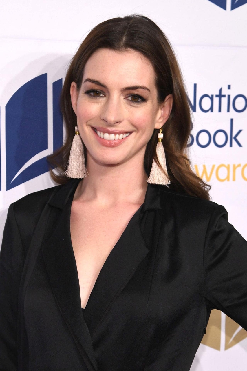 Gallery of Anne Hathaway