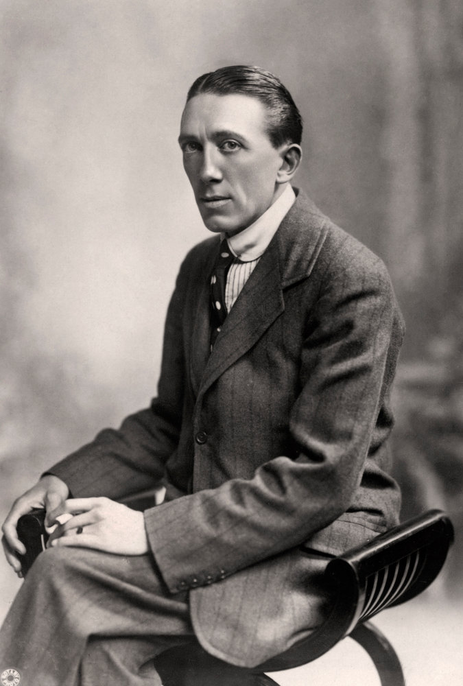 Father: Gerald du Maurier