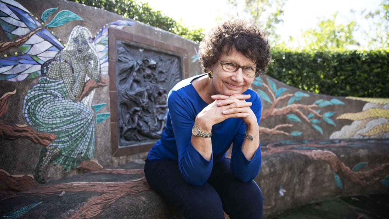 Gallery of Vicki Laveau-Harvie